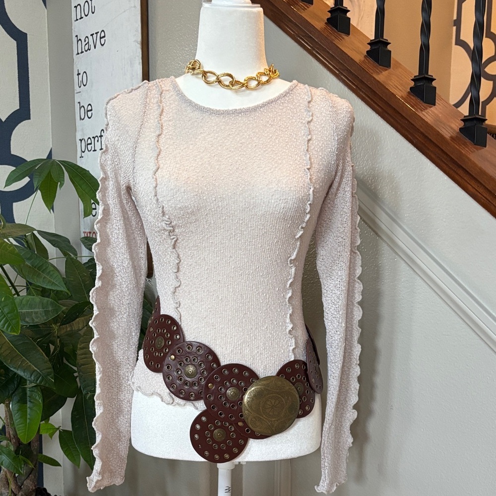 Boho Cream Fitted Long Sleeve Top with Scalloped Edges 🤩